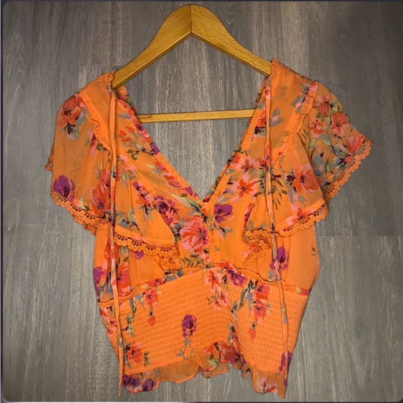 Jessica Simpson NWT Orange Floral Smocked Top Small Boho Cottagecore - Picture 3 of 3